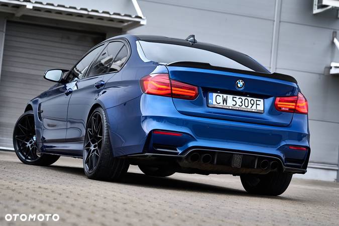 BMW M3 DKG Competition - 4