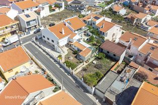 TERRENO URBANO para construção de moradia de 2 pisos em Sintra