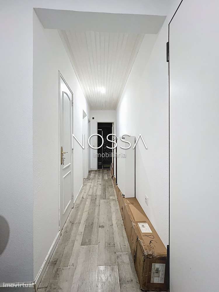 Espetacular T2 no coração da Baixa da Banheira-22