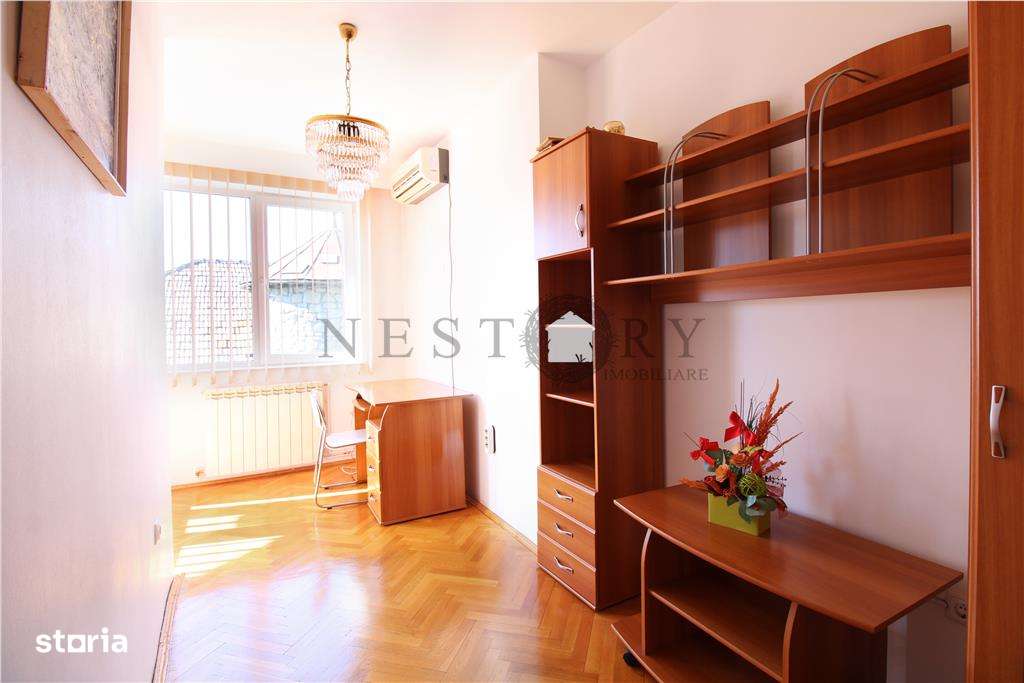 Apartament 3 camere cu scara interioara si pod amenajat,  Andrei Mures-19