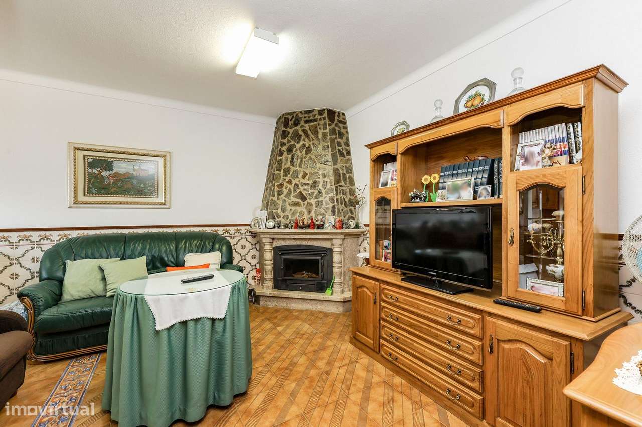 Moradia T8 de 288 m² no Centro de Montargil – Junto à Barragem - Grande imagem: 4/49