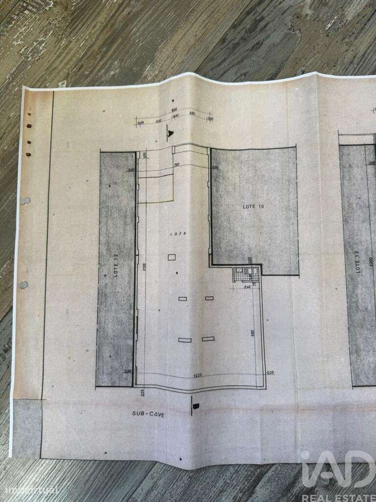 Loja / Estabelecimento Comercial em Cacém e São Marcos de 210,00 m2 - Grande imagem: 2/4