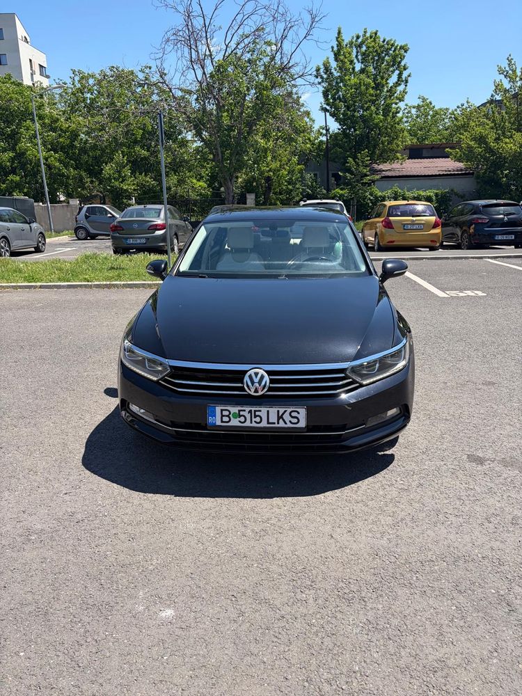 Volkswagen Passat B8 [2014 - Prezent] 2.0 TDI DSG 4Motion Highline 2015
