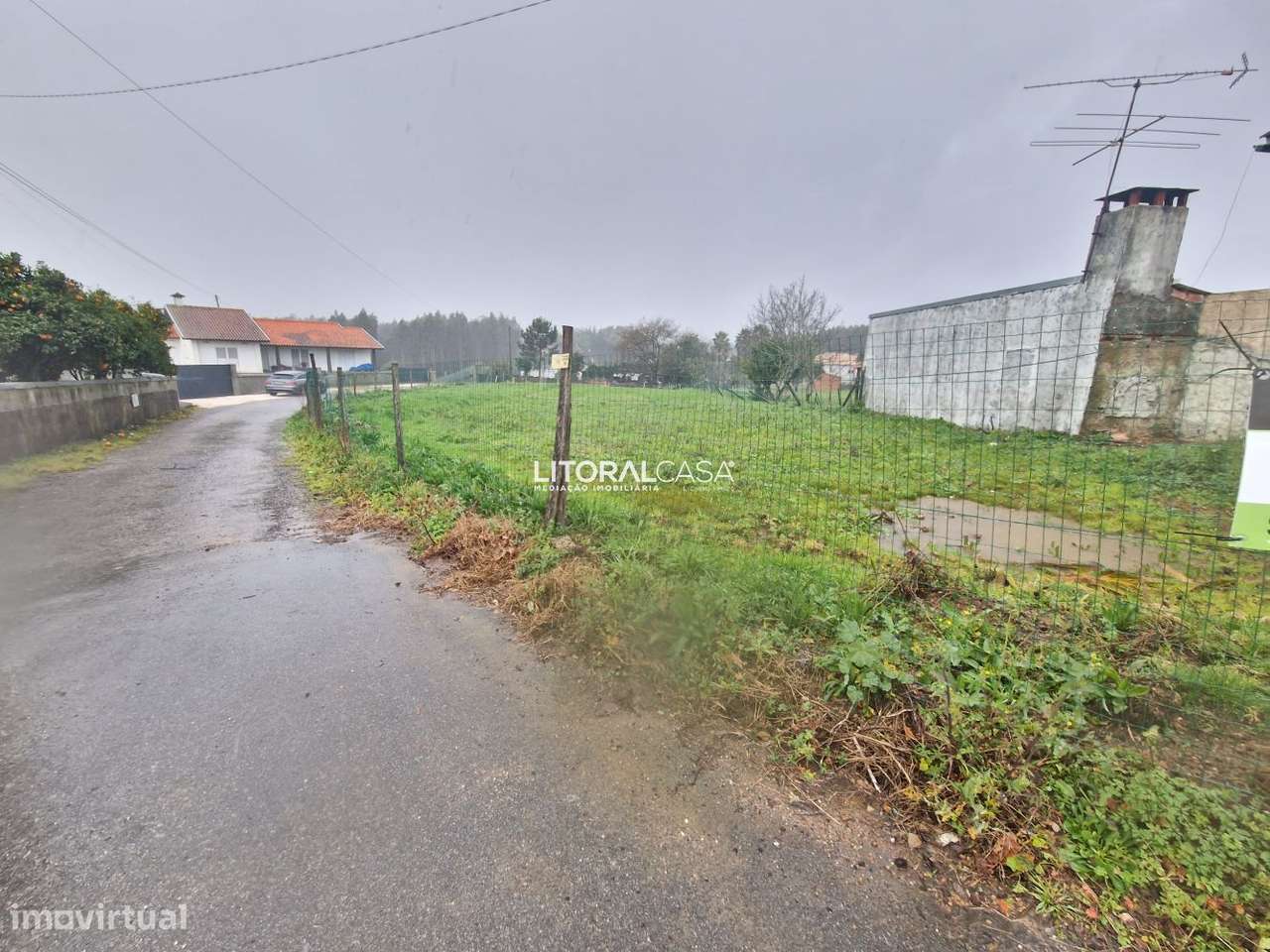Terreno de construção - 70 metros de Frente - Grande imagem: 5/12