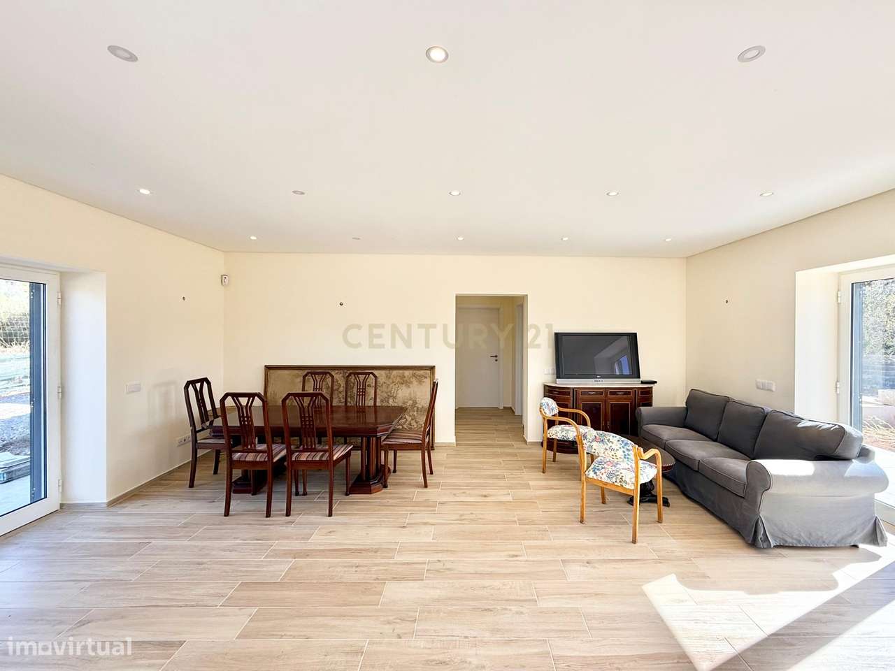 Moradia T2 em Boliqueime | Lote de 1126m2 com Jardim e Terraço - Grande imagem: 5/31