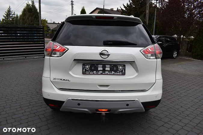 Nissan X-Trail 1.6 DIG-T Tekna 2WD 7os - 29