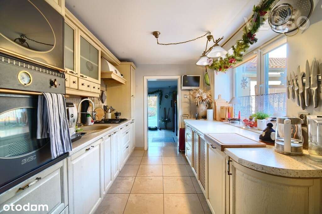 Dom z bajecznym ogrodem-8