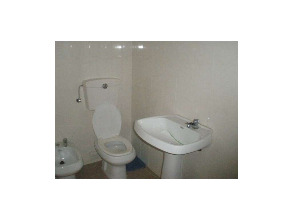 Loja no centro de Monte Real - Grande imagem: 3/3