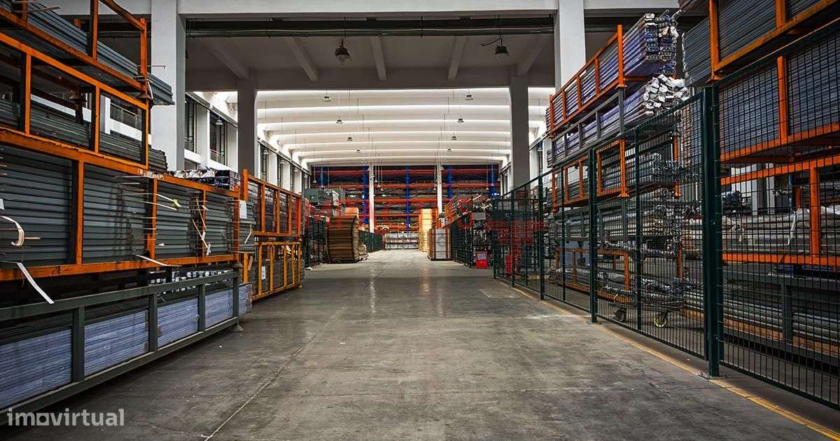 Armazém Industrial 1160m2 - Grande imagem: 2/3