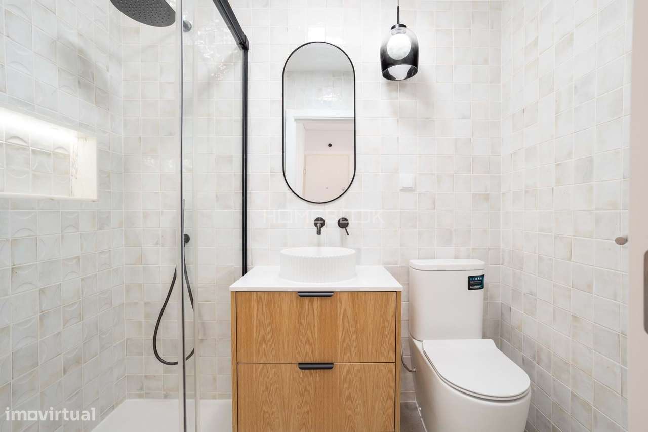 Apartamento T2 renovado na Graça-13