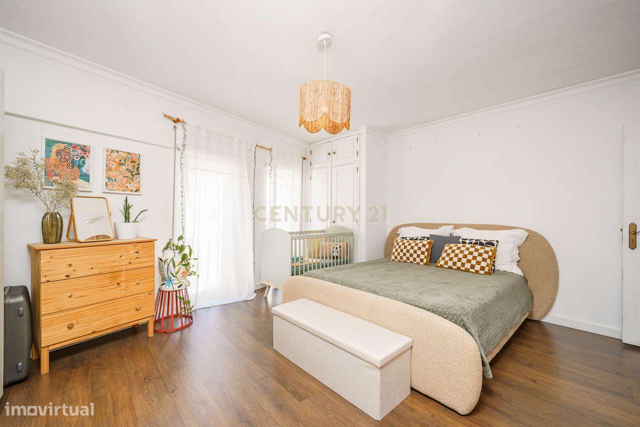Elegância e Sofisticação – Fantástico Apartamento T3 em Setúbal-6