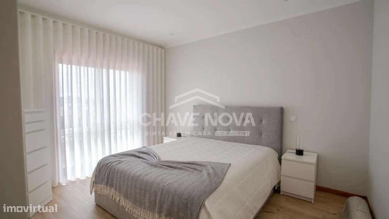 T3 com Varandas | Garagem | Vista Desafogada-15