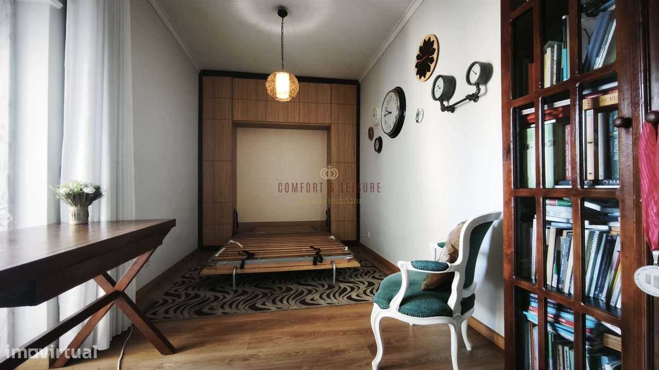 Apartamento com 4 quartos, 2 wc, parqueamento e arrecadação na Ramada,-30
