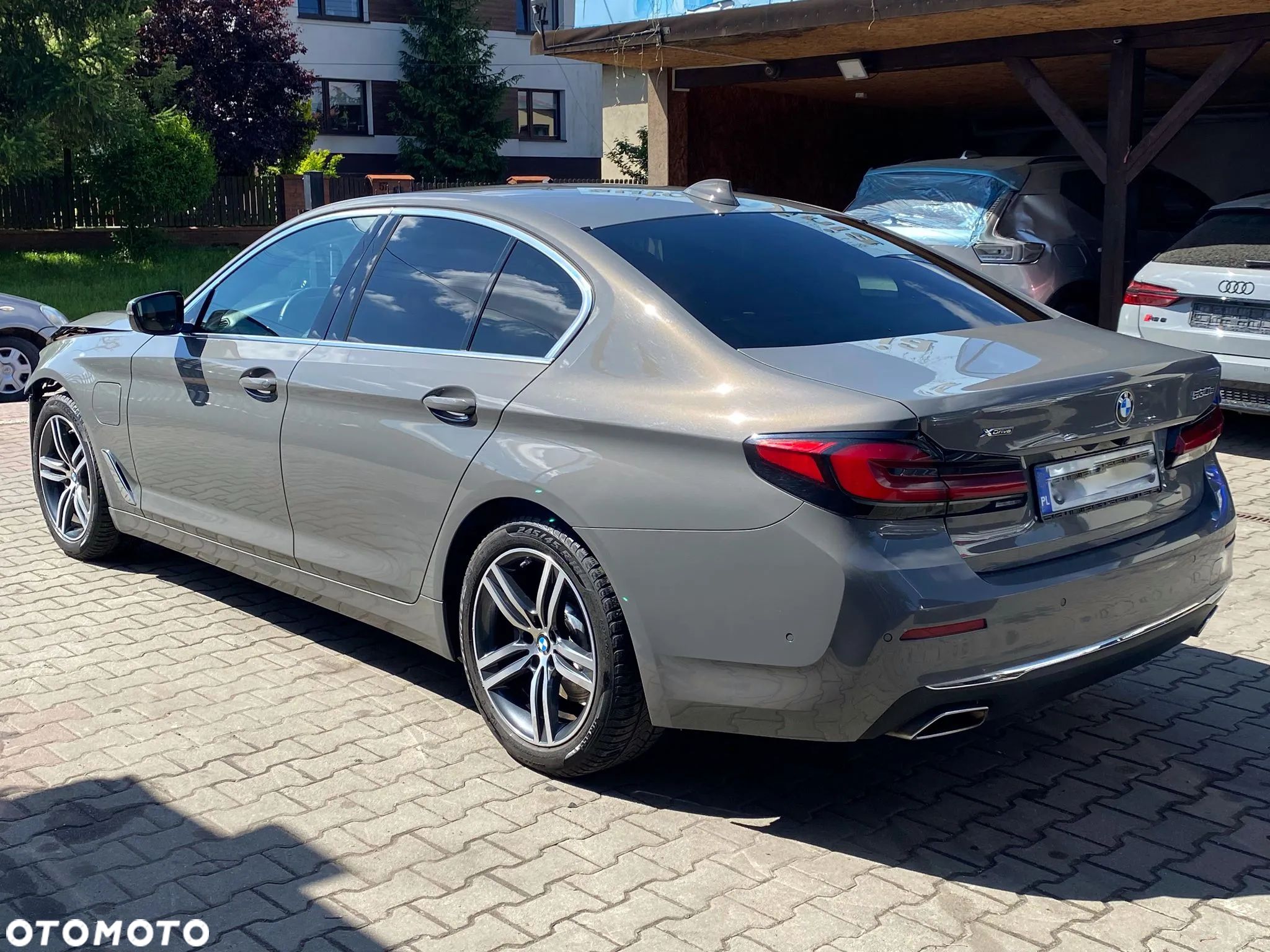 BMW Seria 5 530e xDrive Luxury Line - 1