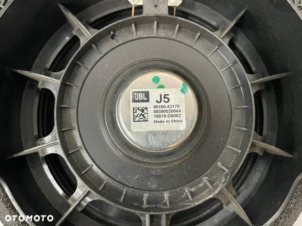 Toyota RAV 4 V 19- subwoofer JBL GŁOŚNIKI - 4