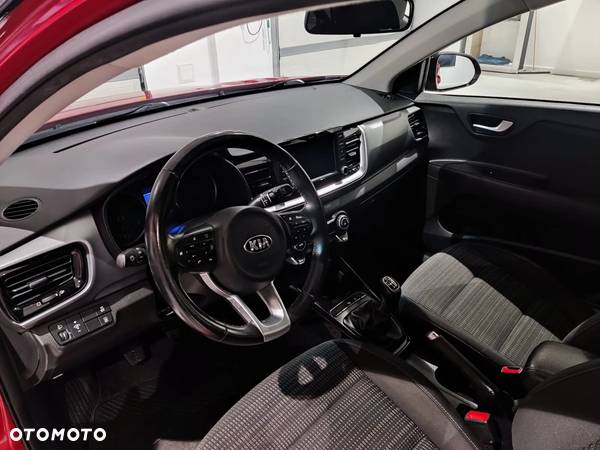 Kia Stonic 1.4 L - 16