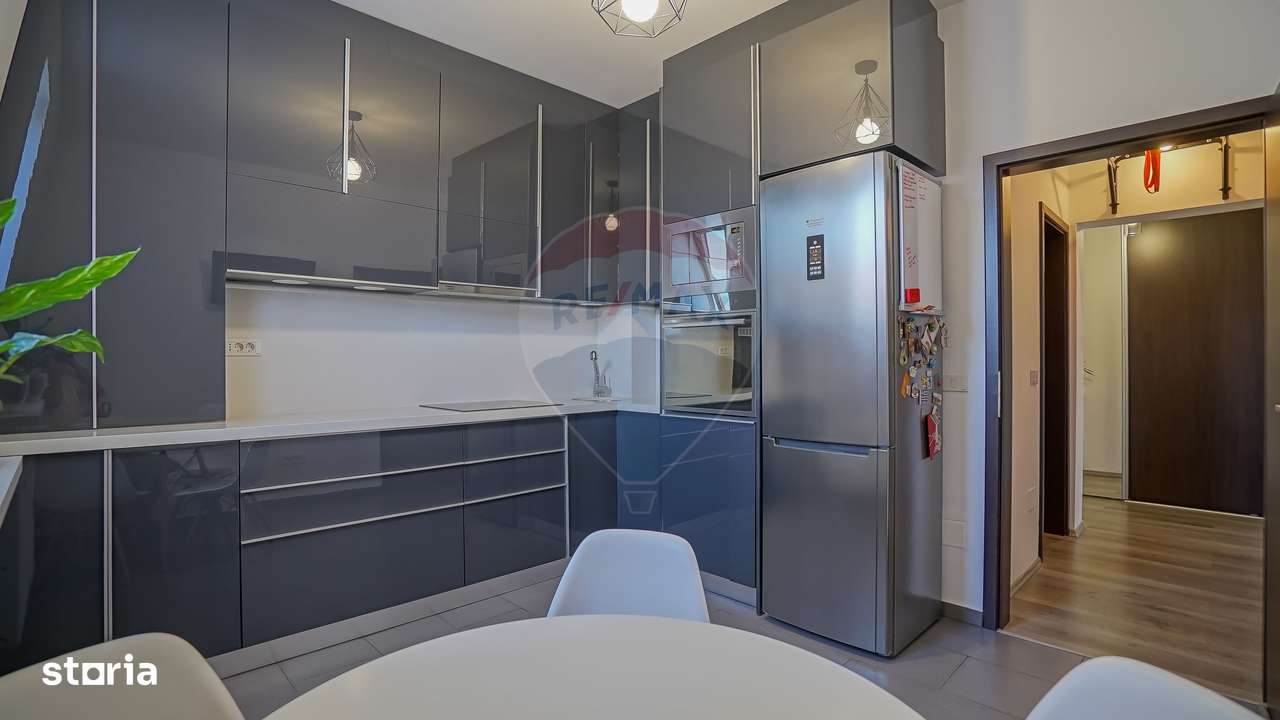 Apartament spațios, terasă proprie, Tractorul, Brașov-14