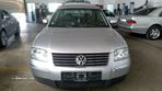 VW Passat 3B B5 xenon 2.8 V6 30V 193cv 4motion de 2001 para peças - 3