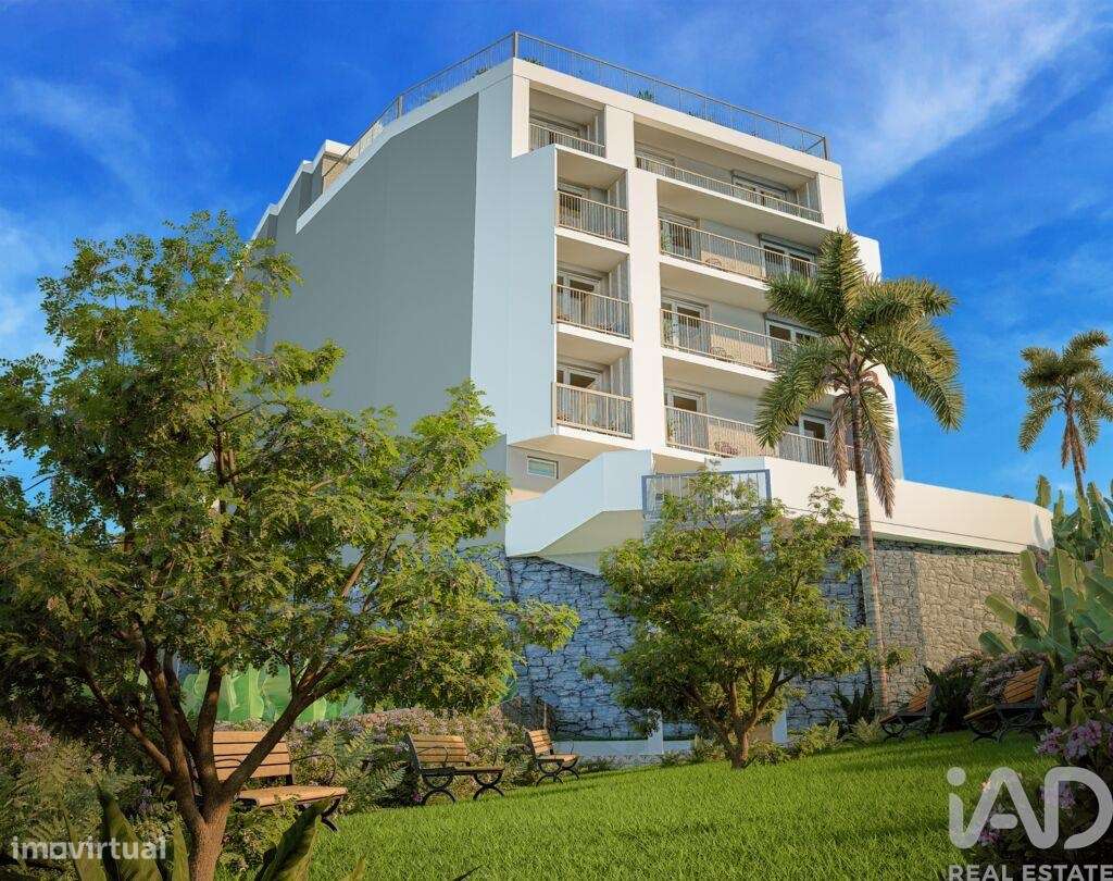 Apartamento T2 em Câmara de Lobos de 104,00 m2 - Grande imagem: 2/14