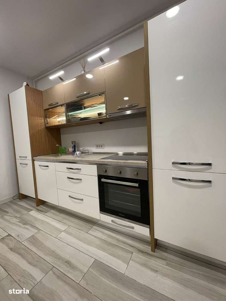 Închiriere 2 camere  Mamaia Summerland, vedere la mare si lac 450€ - Imagine principală: 4/15