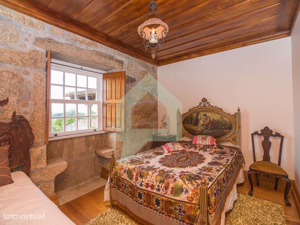 Moradia de granito totalmente restaurada em Creixomil, Barcelos-13