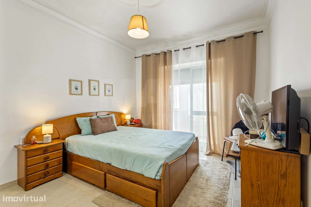 Apartamento T2 com sótão 80m2 aproveitável — Buraca - Grande imagem: 5/24