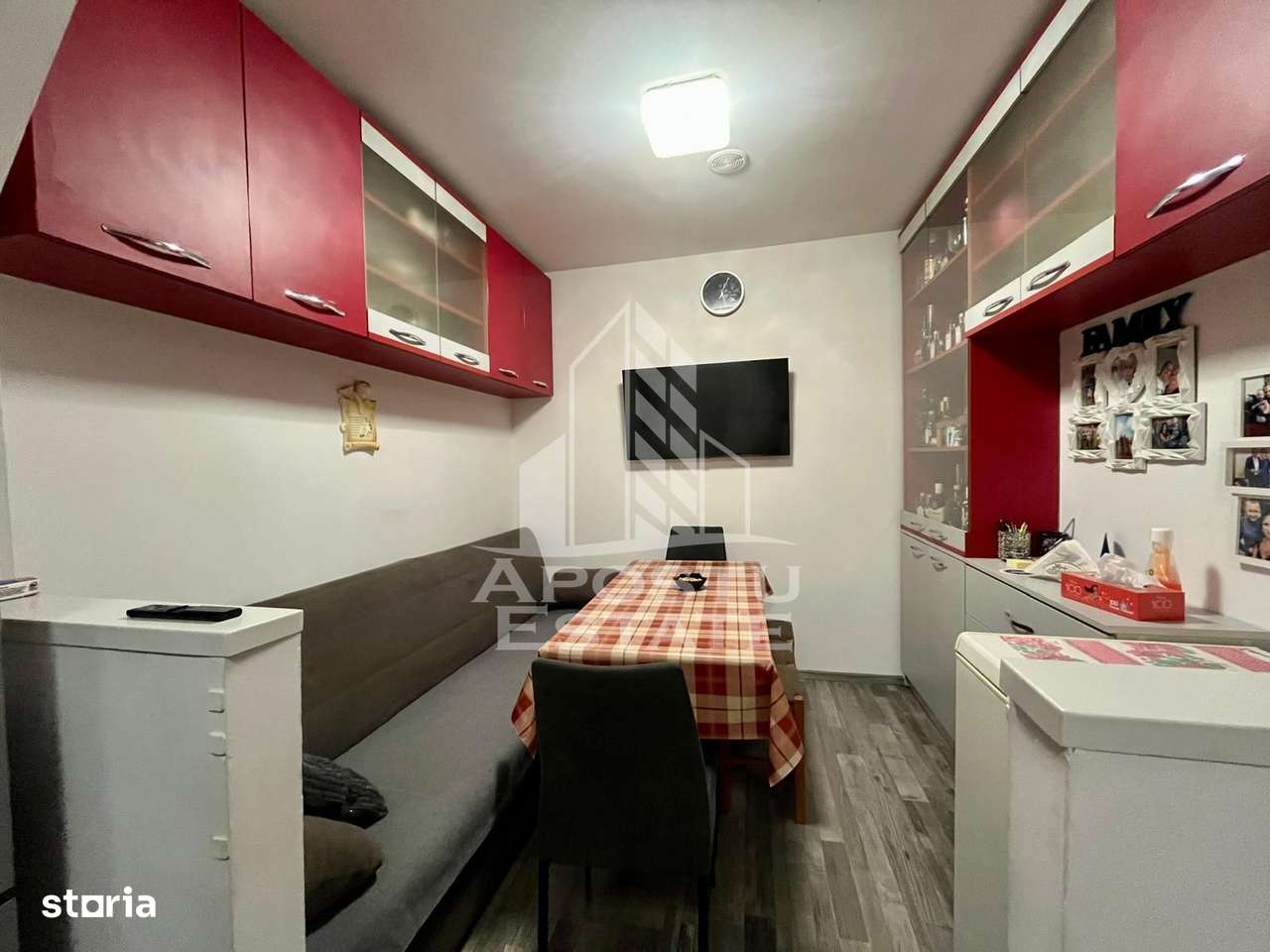 Doua apartamente la curte comuna,zona Traian - Imagine principală: 3/20