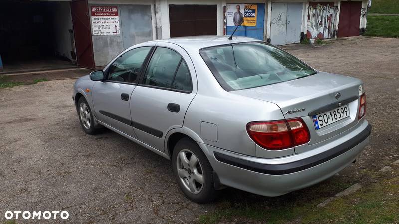 Nissan Almera - 3