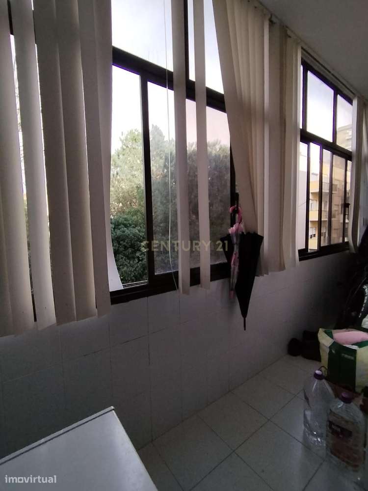 Oportunidade T1 no Alto do Seixalinho – Arrendado até Outubro de 2026 - Grande imagem: 3/12