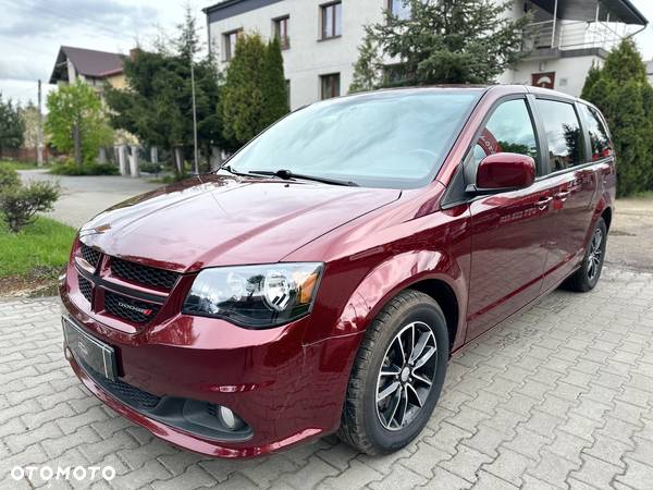 Dodge Grand Caravan - 1