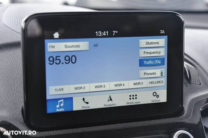 Ford Grand Tourneo Connect Automatic - 22