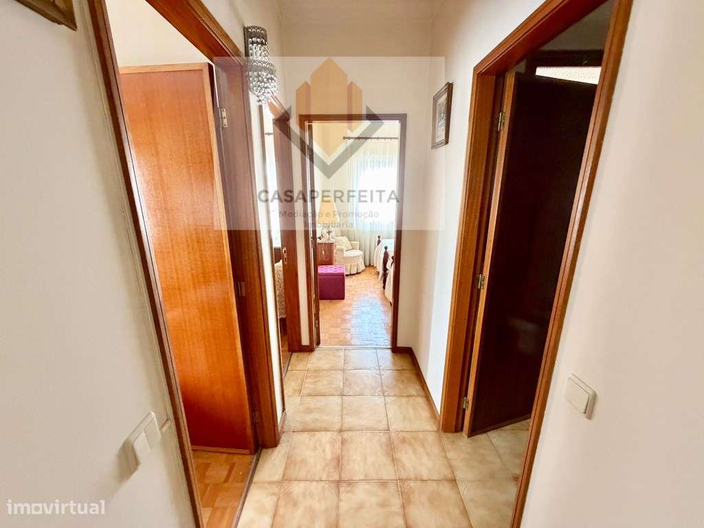 2 Andares Moradia T3 com Terreno, Anexo e Garagem - Avintes-12