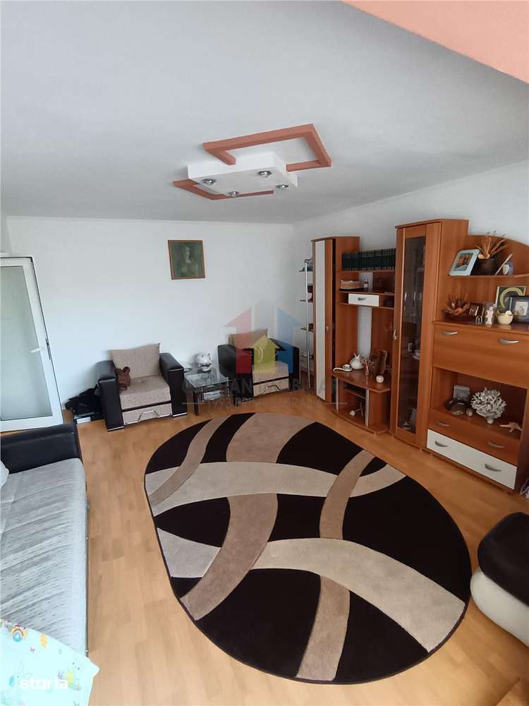 MOBILAT si UTILAT, Ap 3 camere, Buzaului, B-uri, Etaj 3 - Imagine principală: 3/13