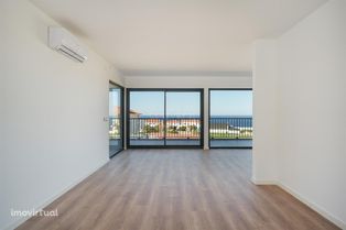 Apartamento T3 com Rooftop vista Mar no novo Condomínio Vilas do Mar E