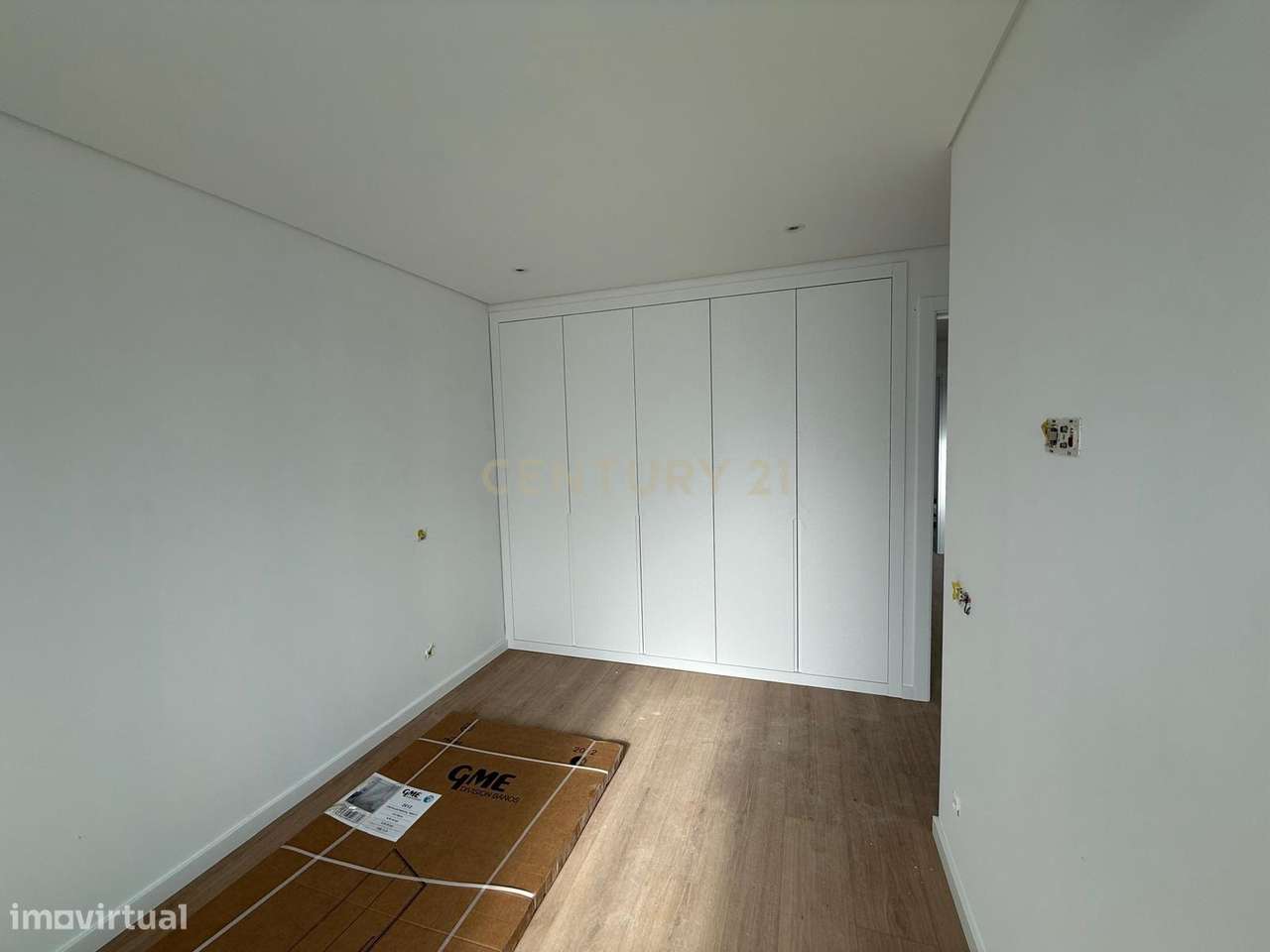 MORADIA T3+1 GARAGEM TERRAÇO|BOA EXPOSIÇÃO SOLAR - Grande imagem: 5/34