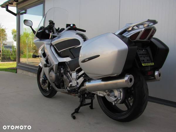 Yamaha FJR - 20