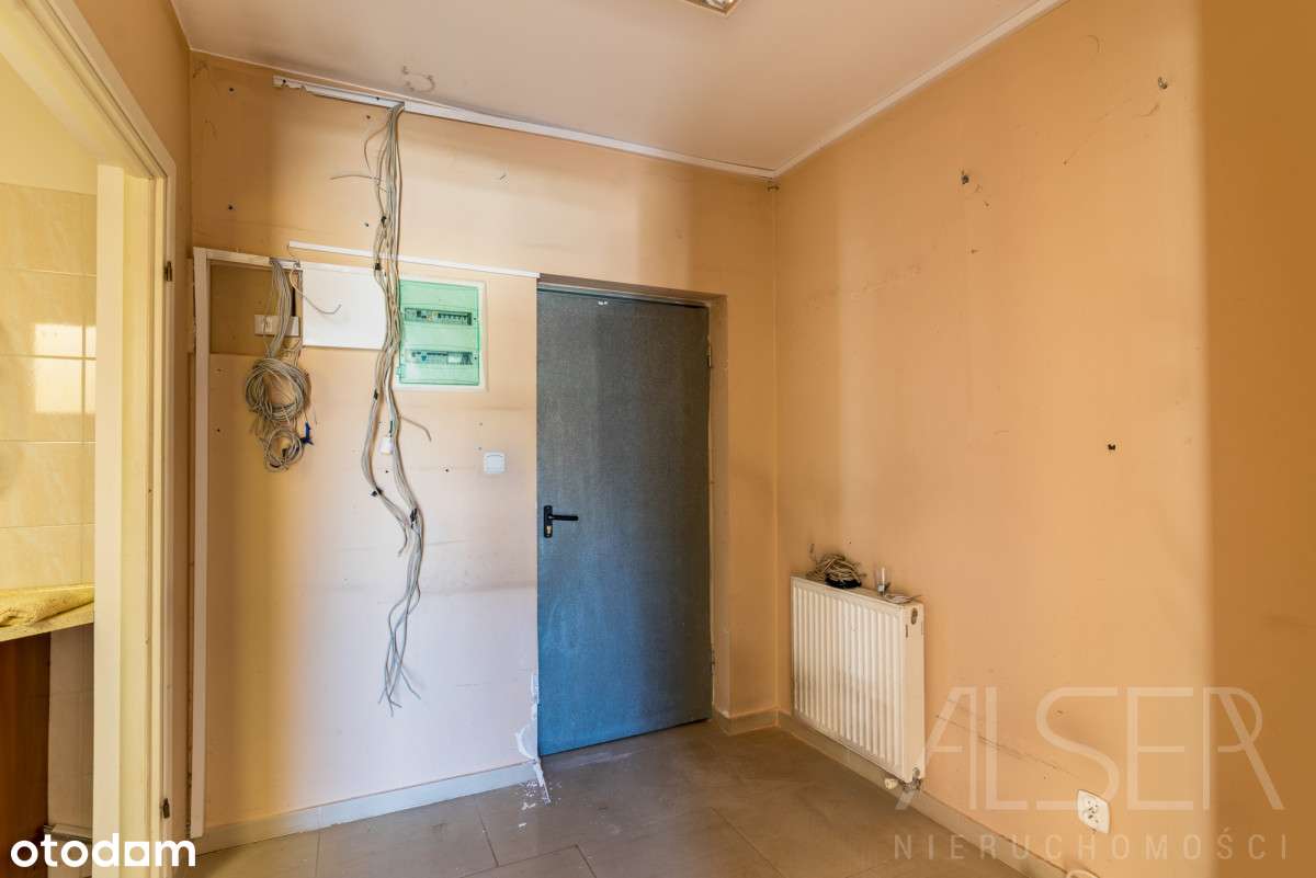 Budynek mieszkalno-usługowy| Róg Pułtuskiej/1 Maja-13