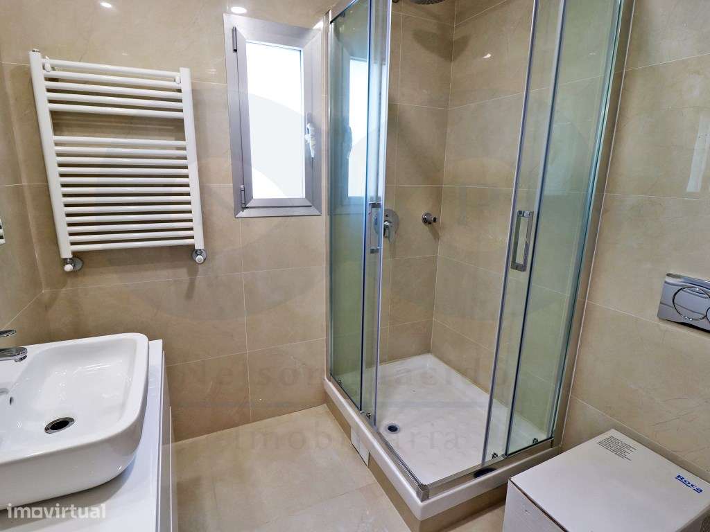 T4 CONSTRUÇÃO NOVA com terraço e garagem em Colinas do Cruzeiro - O...-37