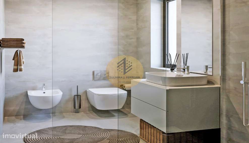 Apartamento T2| 2 Suítes| Varanda| Junto ao H.S. João| Areosa-12