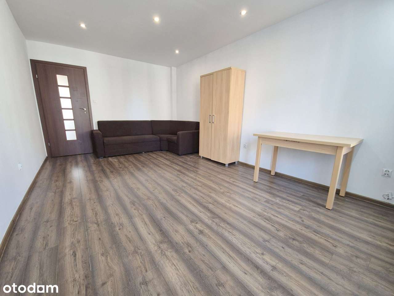 Przestronne 3-pokojowe mieszkanie w kamienicy, ogrzewanie gazowe-9