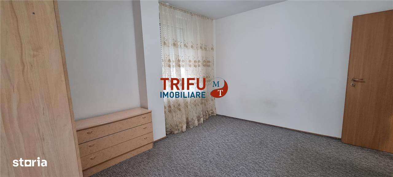 Apartament 3 camere boxa +garaj zona Tolstoi - Imagine principală: 4/10