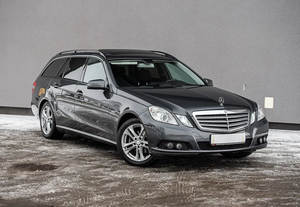 Mercedes-Benz E W212/W207 2011