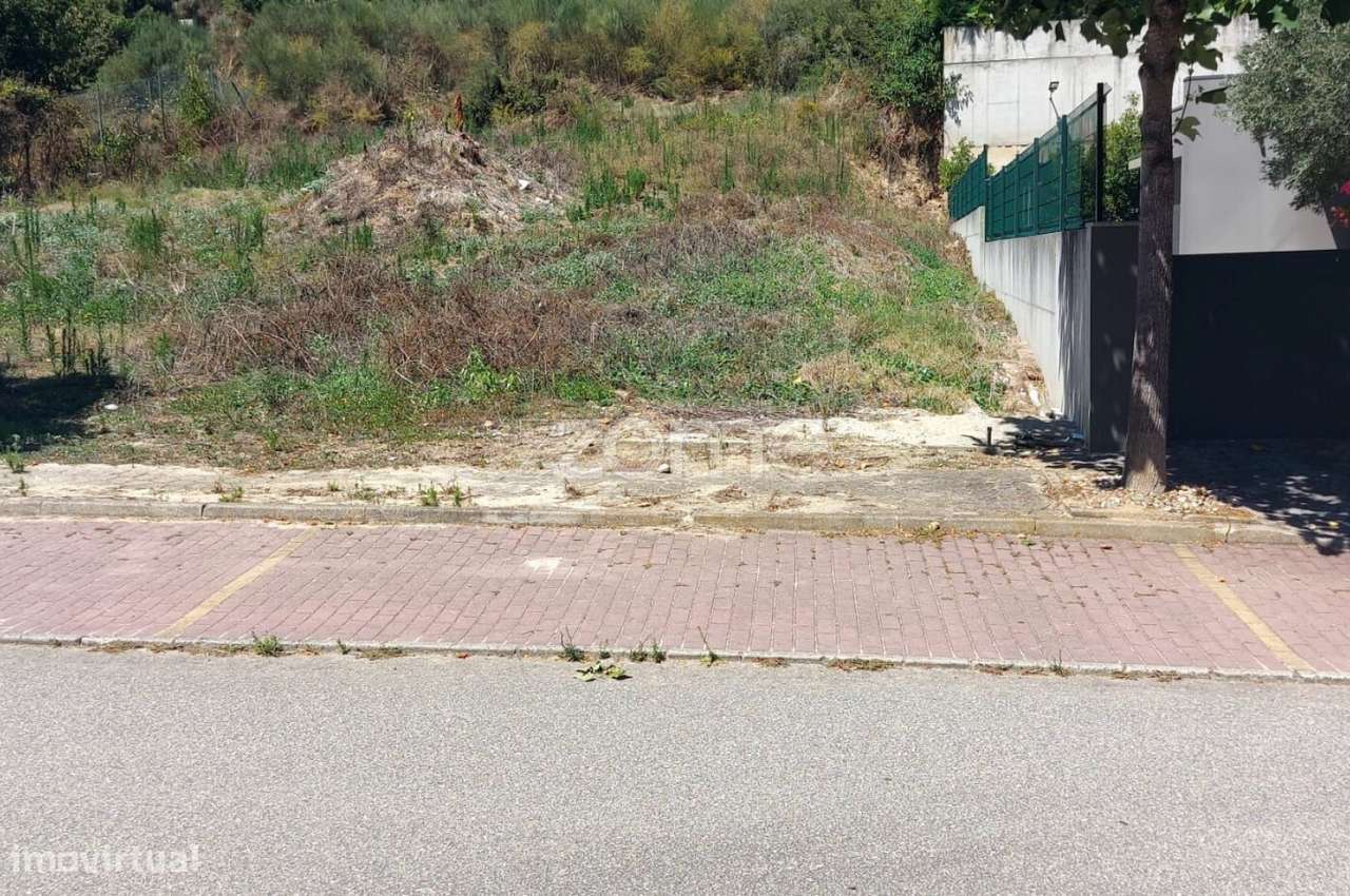 Terreno para construção - Grande imagem: 2/6