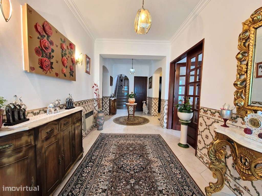 Moradia isolada como nova em Fernão Ferro-16