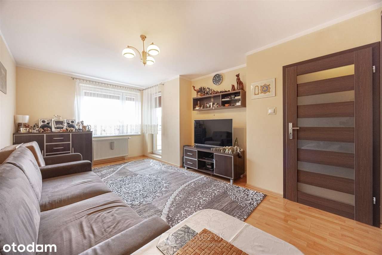 Duża kawalerka, możliwe 2 pokoje, balkon, komórka - Pełny obrazek: 4/18