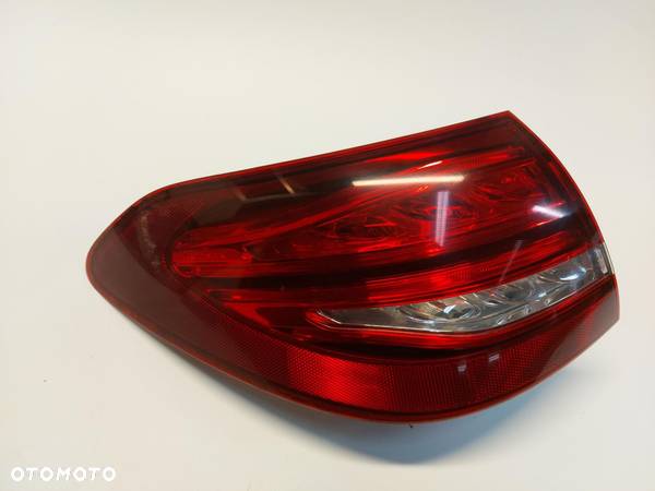 Mercedes W205 KOMB lampa lewa tył tylna oryg  A2059060203 - 1