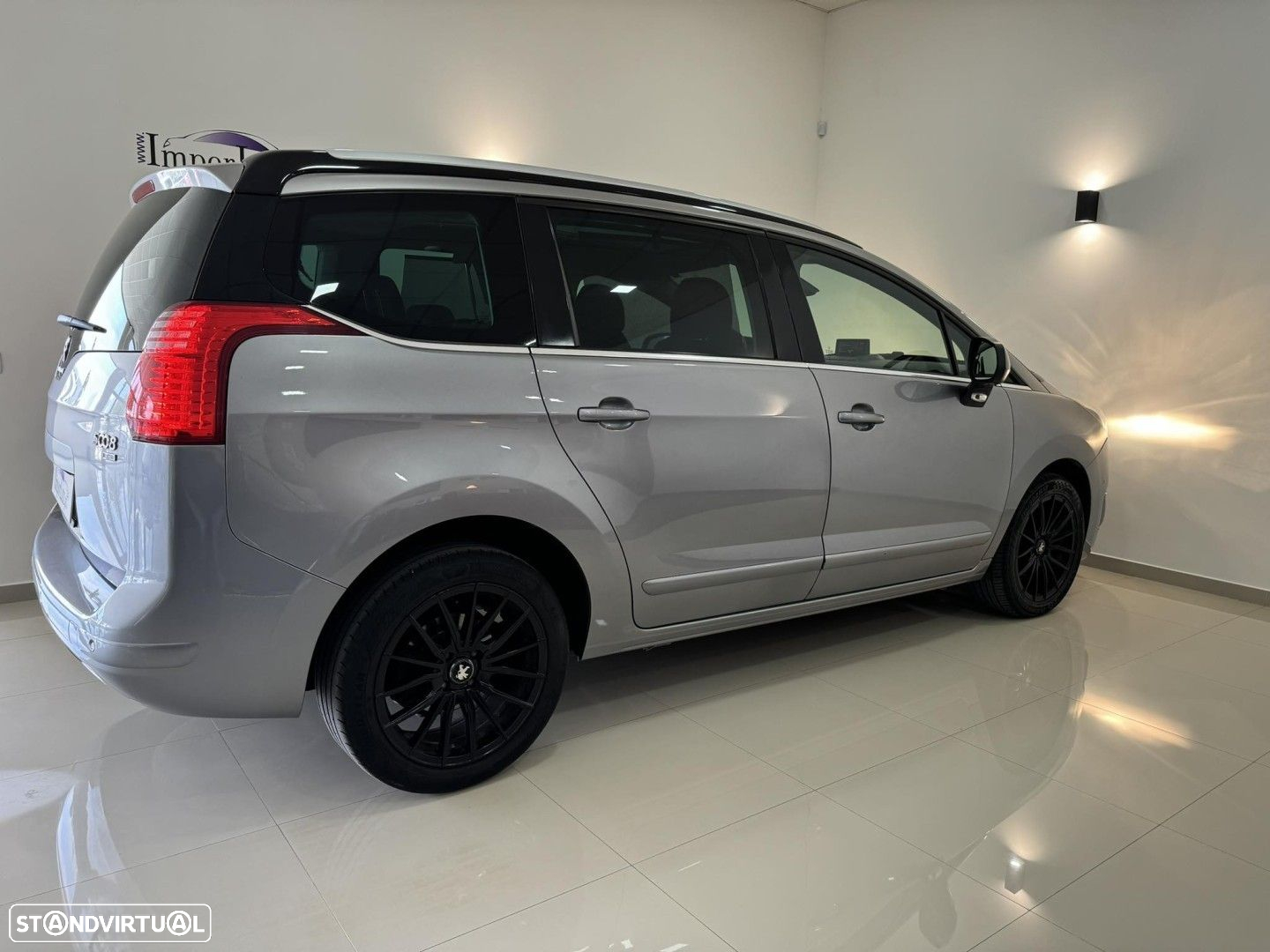 Peugeot 5008 1.6 E-HDi 7L Allure 2-Tronic - 2