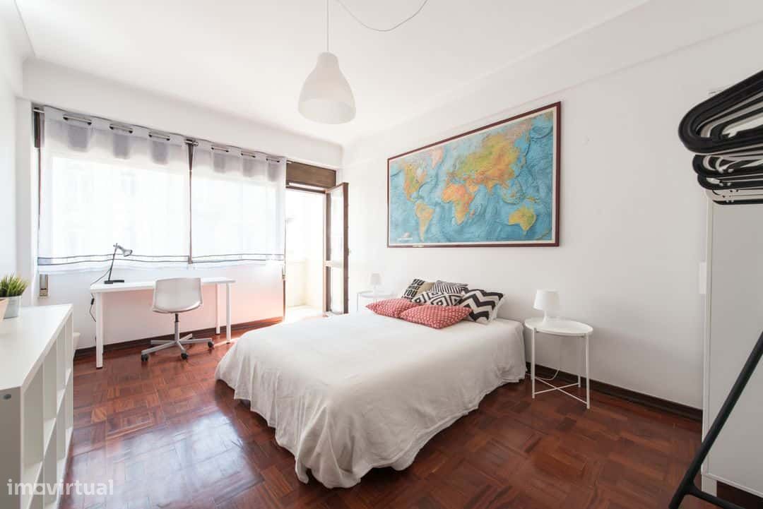 Cozy double bedroom with balcony in Saldanha - Room 6