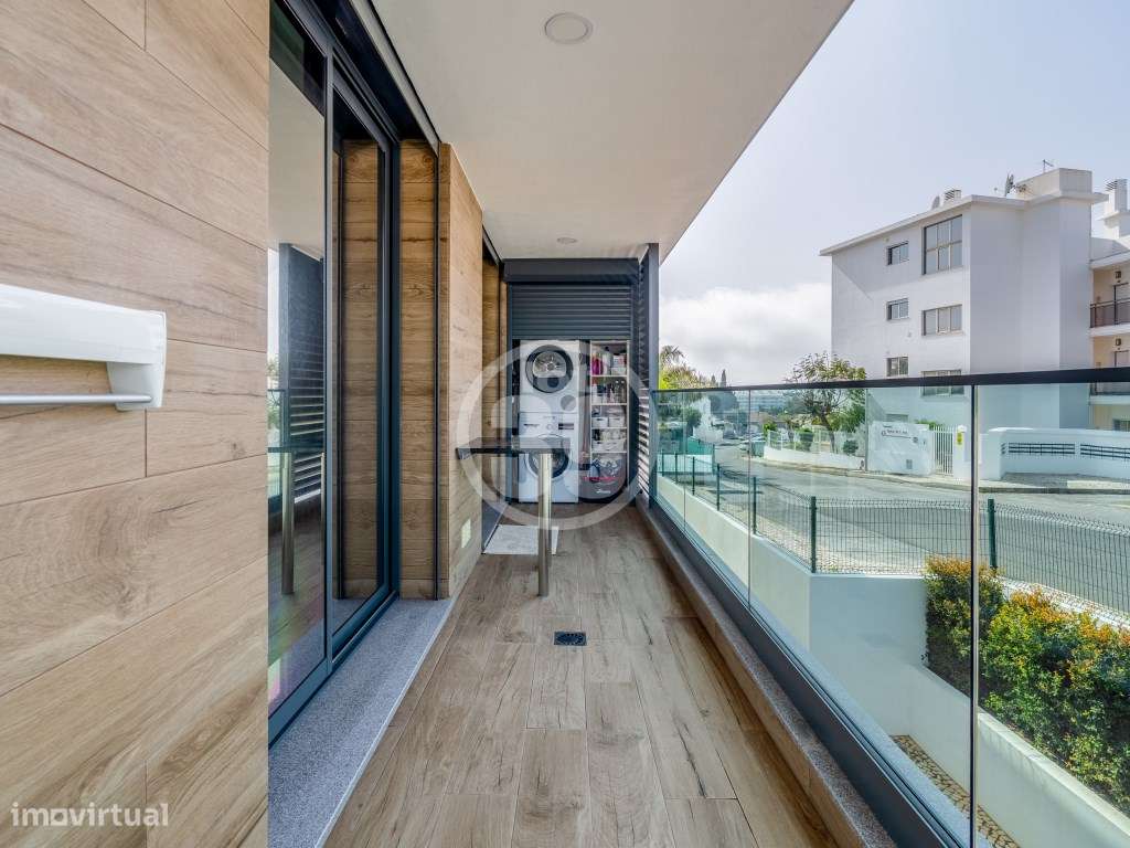 Apartamento T2 com piscina, Estacionamento Privativo, no Centro de ...-28
