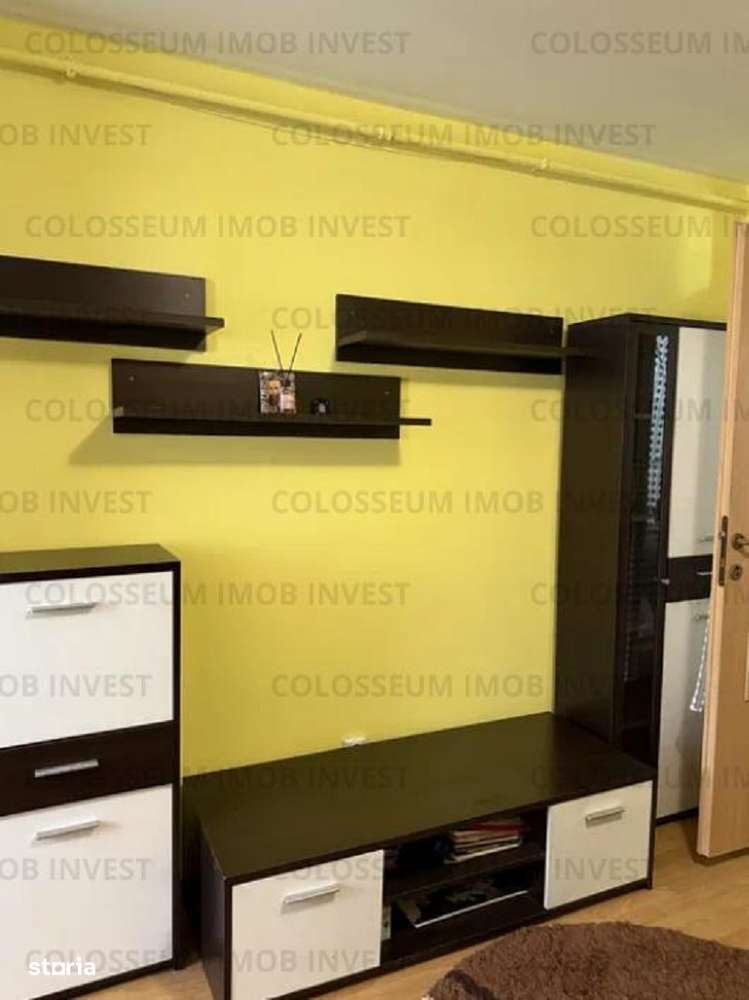 Camera de camin - zona Tractorul - Imagine principală: 3/4